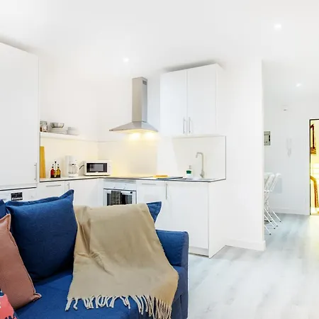 Appartement Profithome - Carine 1 *